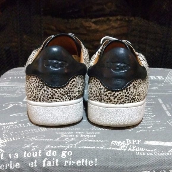 Women Ugg Genuine Calf Hair Sneakers - Picture 4 of 5